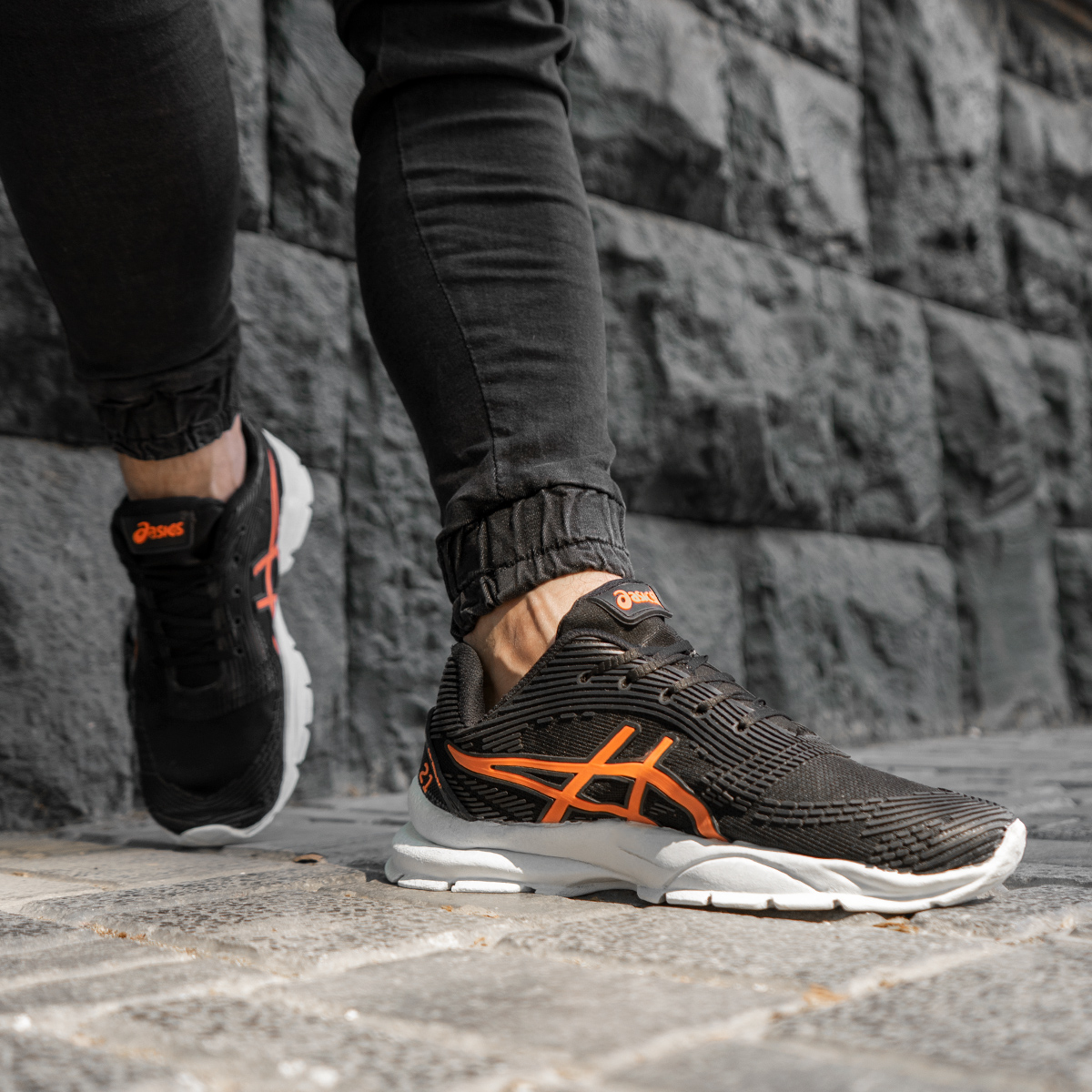 کفش ورزشی اسیکس مردانه مشکی مدل JAVER