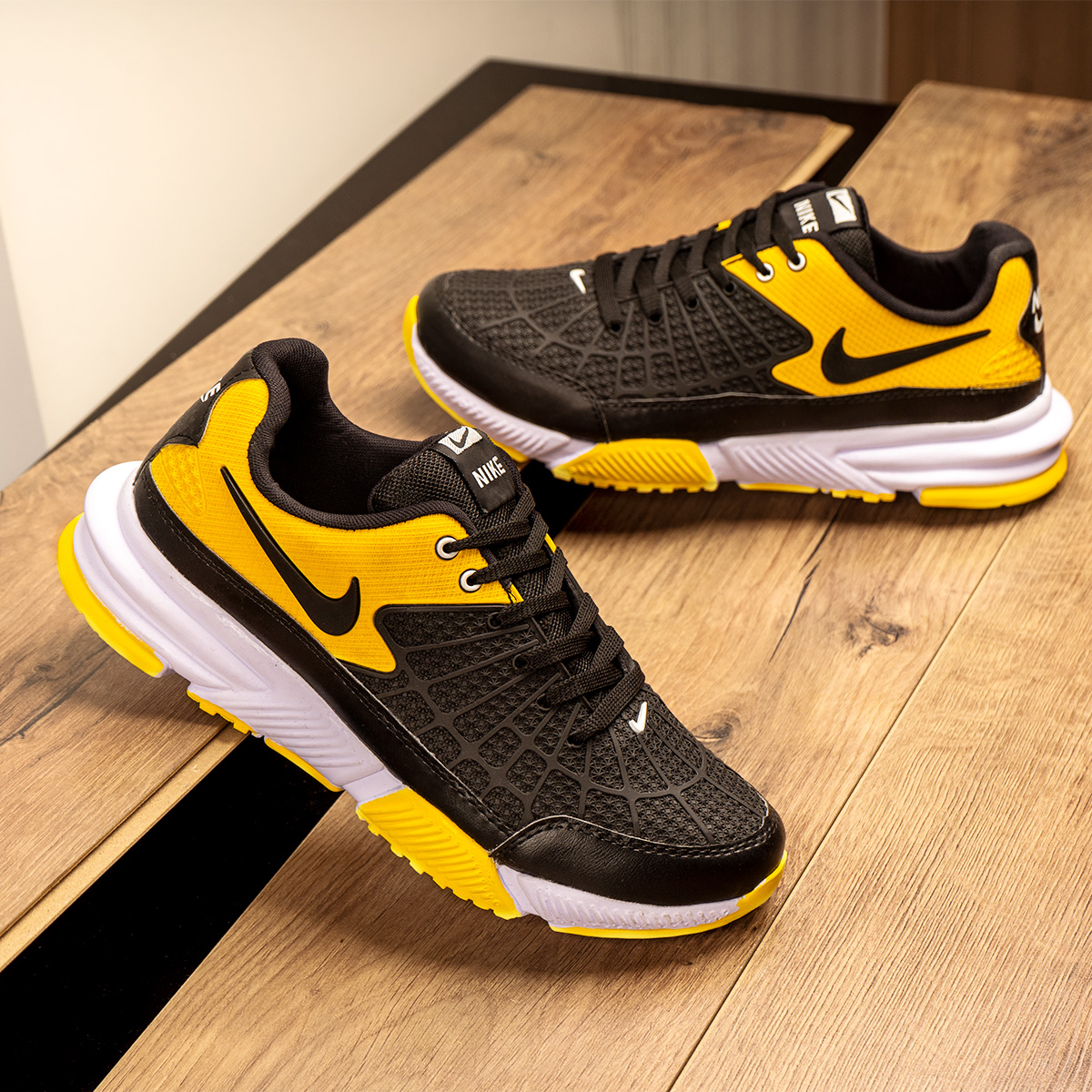 کفش ورزشی نایک طرح عنکبوتی مدل zahan