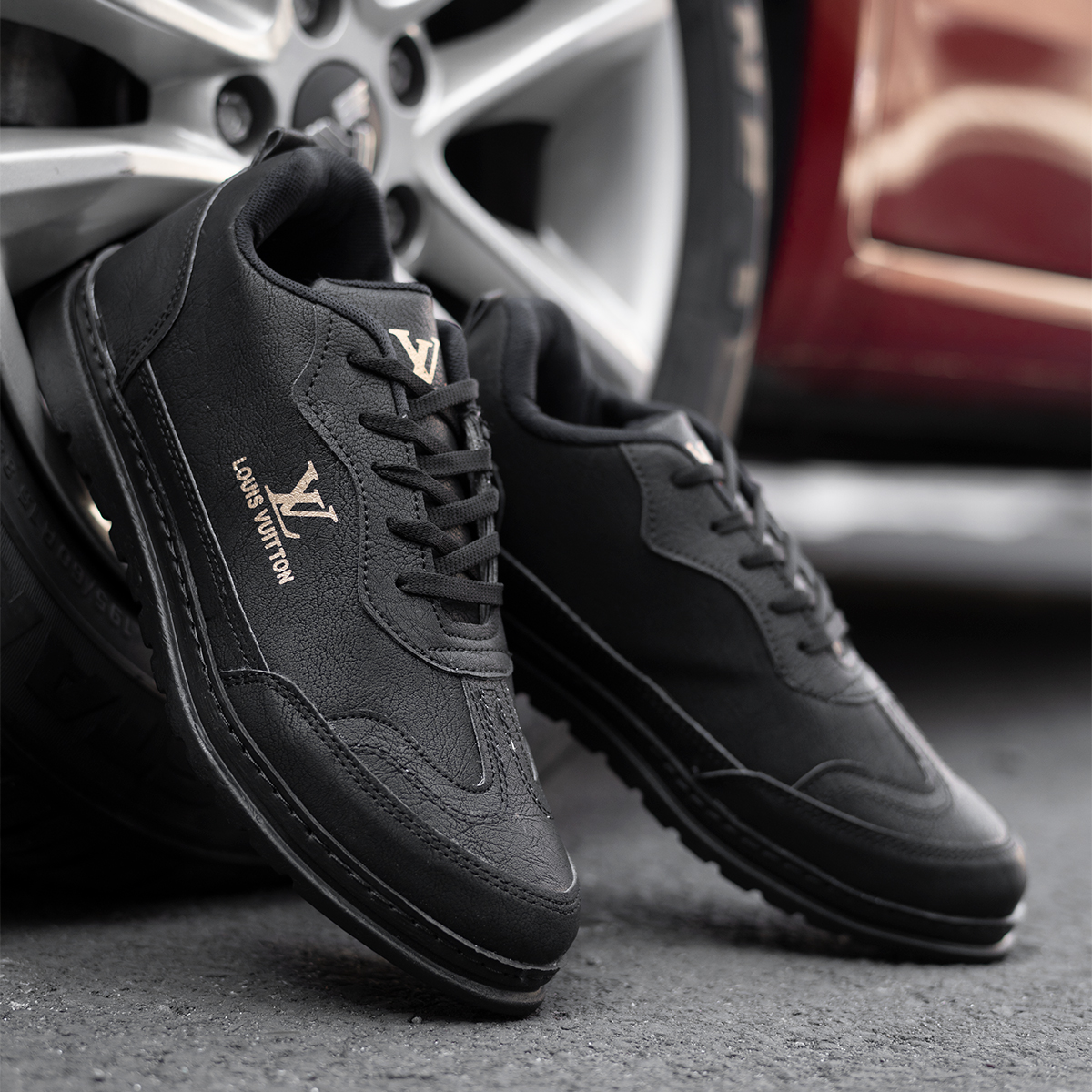 کفش تخت Lv مردانه مشکی مدل LOUIS
