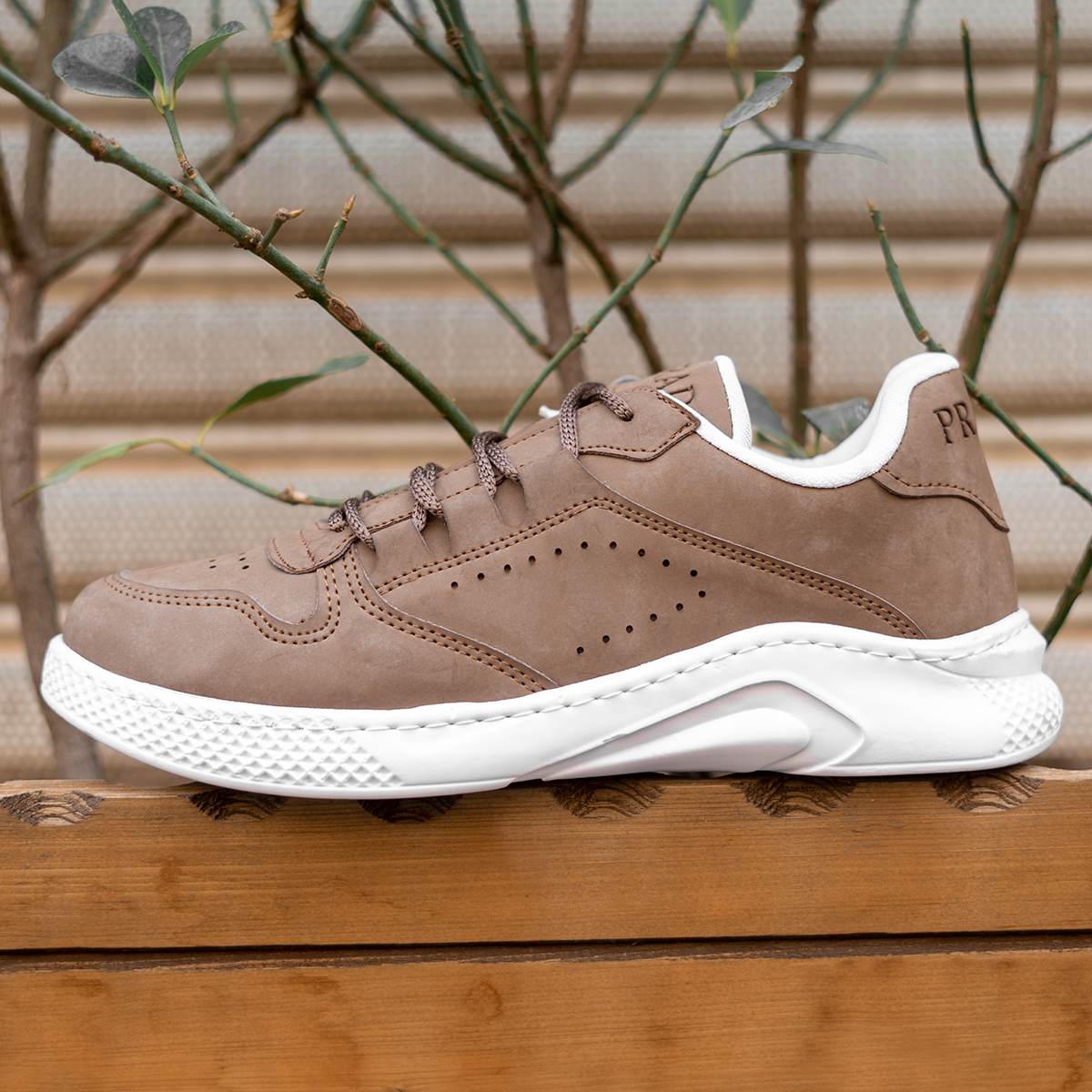 کفش تخت مردانه قهوه ای مدل Prada