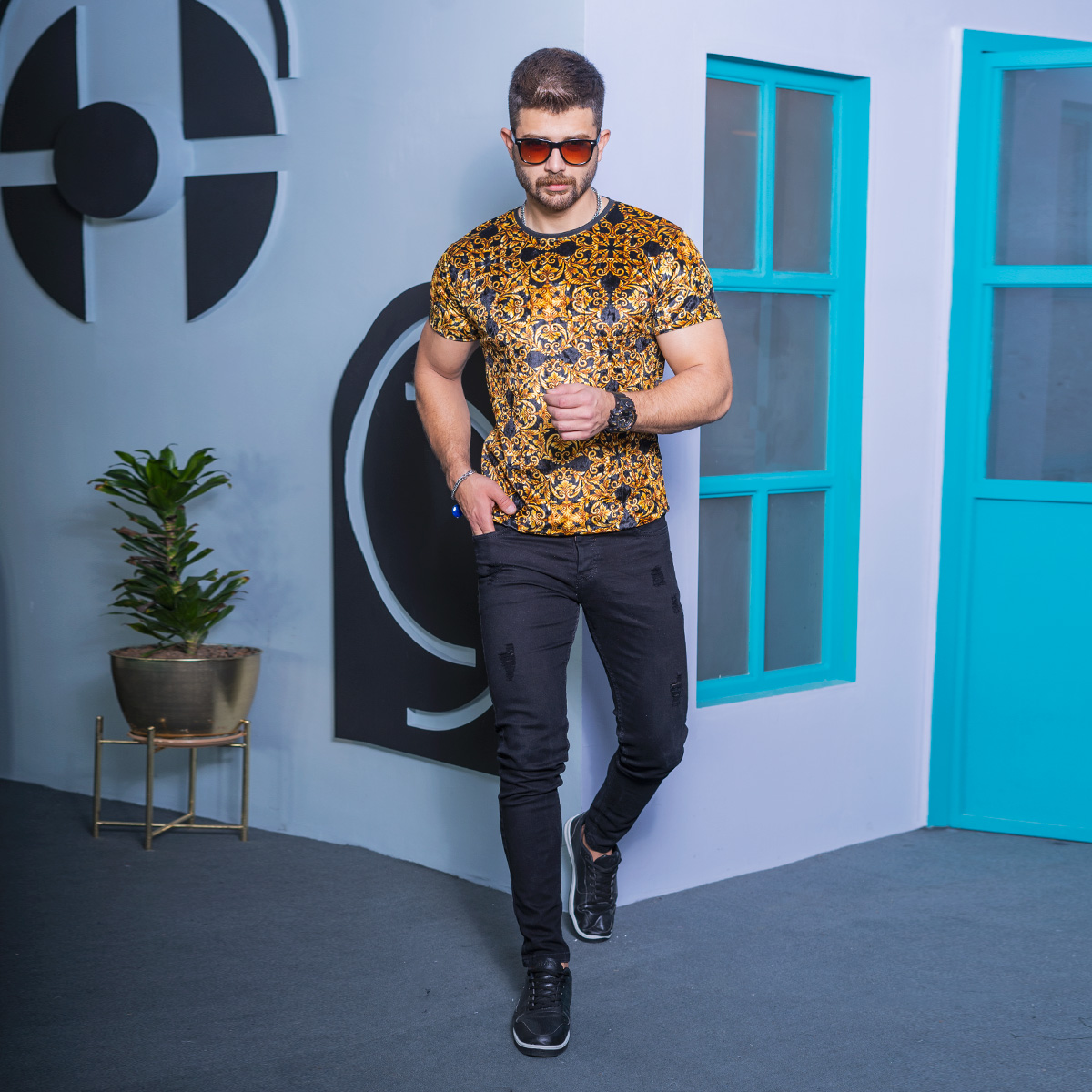 تیشرت مخمل مردانه مدل karman