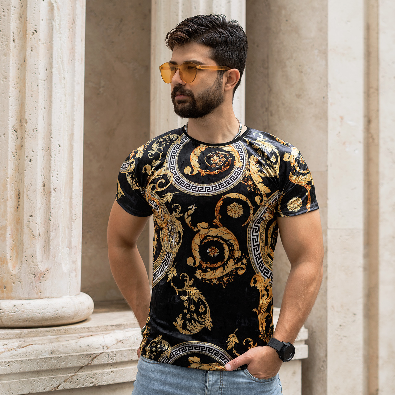 تیشرت مخمل مشکی طلایی ورساچه مردانه مدل 66