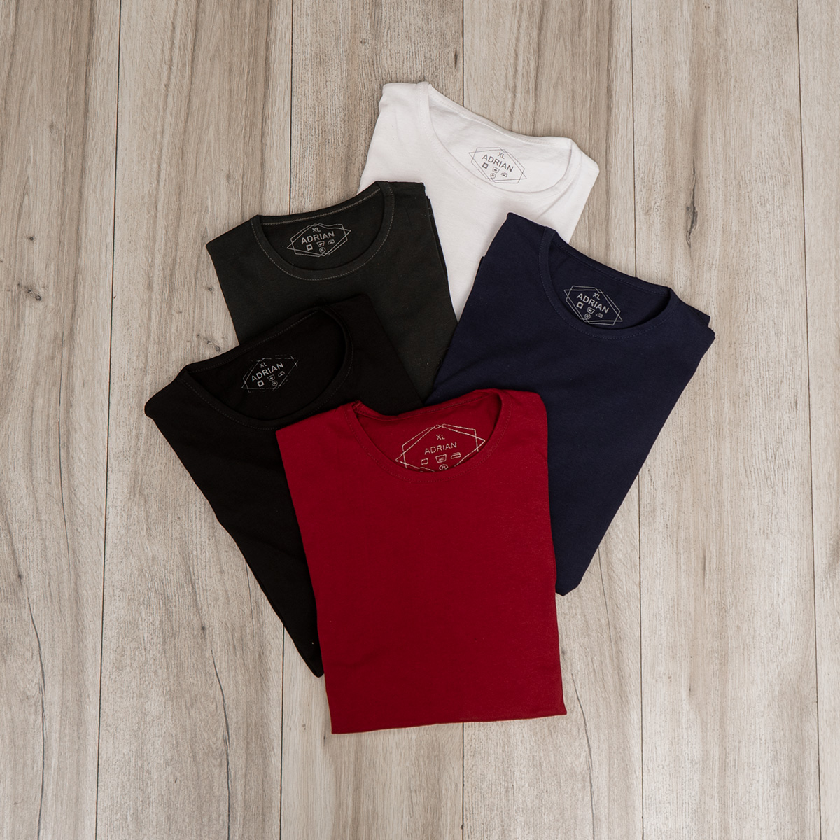 تیشرت مردانه ساده مشکی (T) مدل adrian