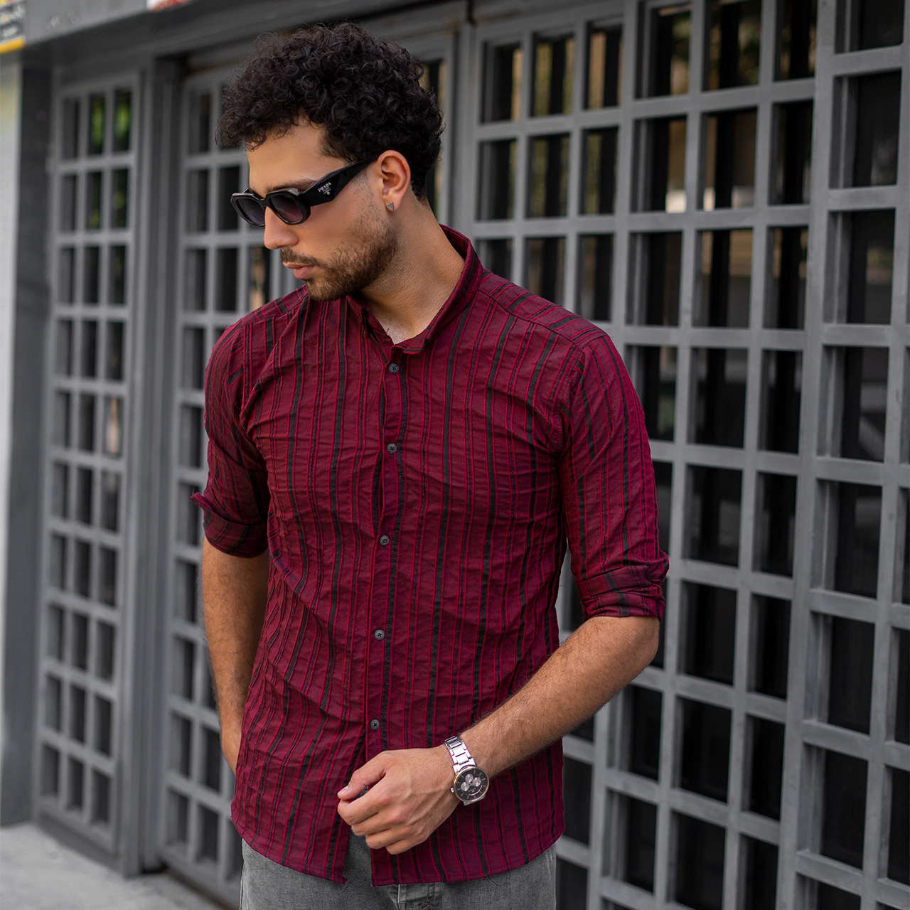 پیراهن راه راه قرمز مردانه مدل Mavin