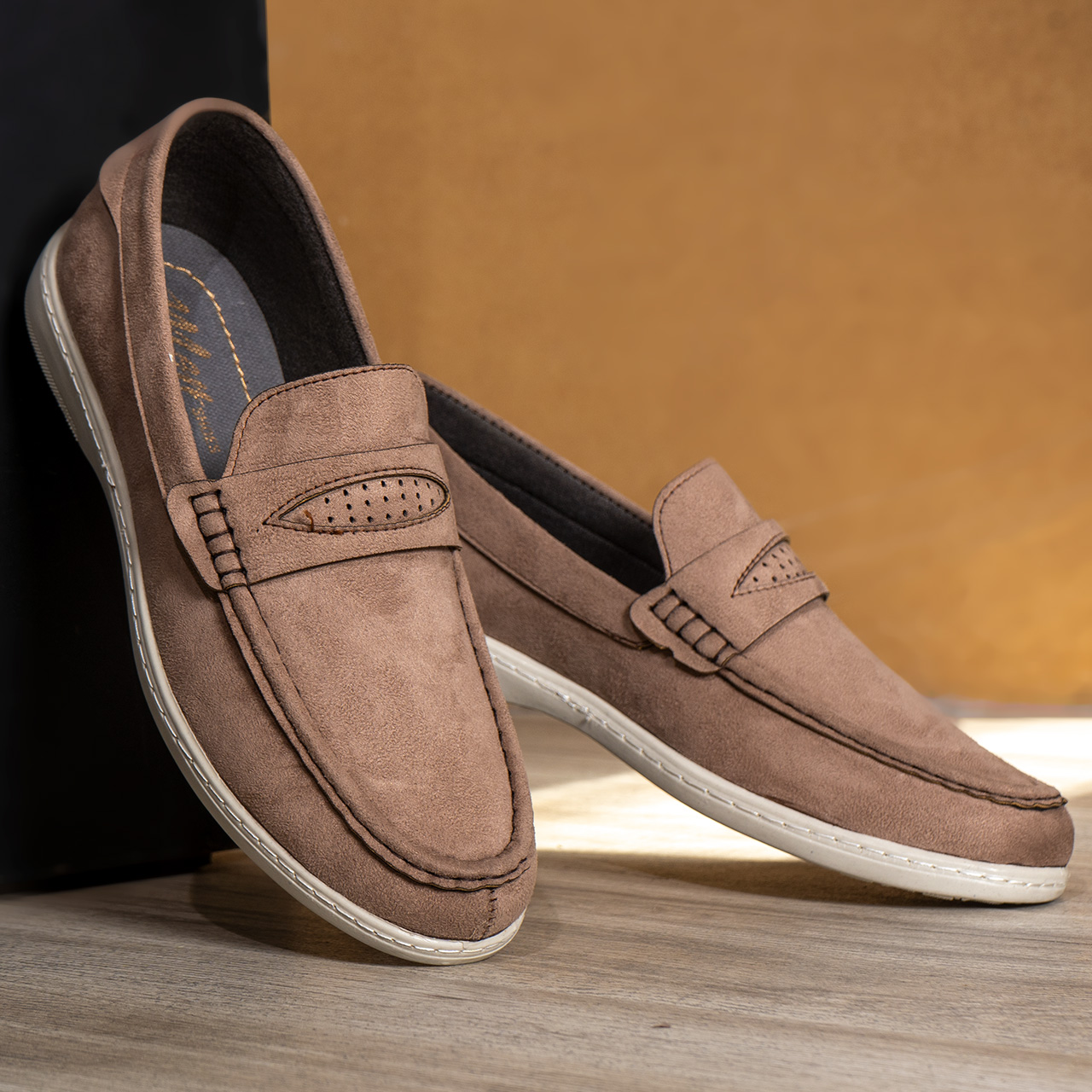 کفش کالج کرم مردانه مدل Aril