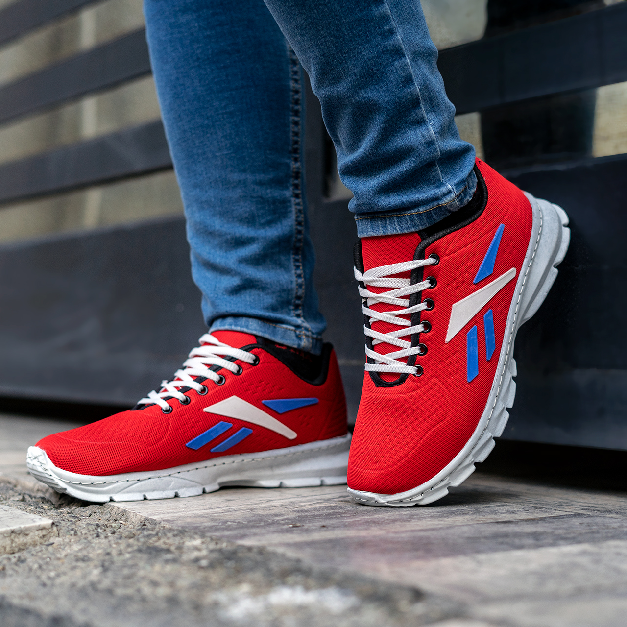 کفش ورزشی(T) مردانه قرمزمدل E60