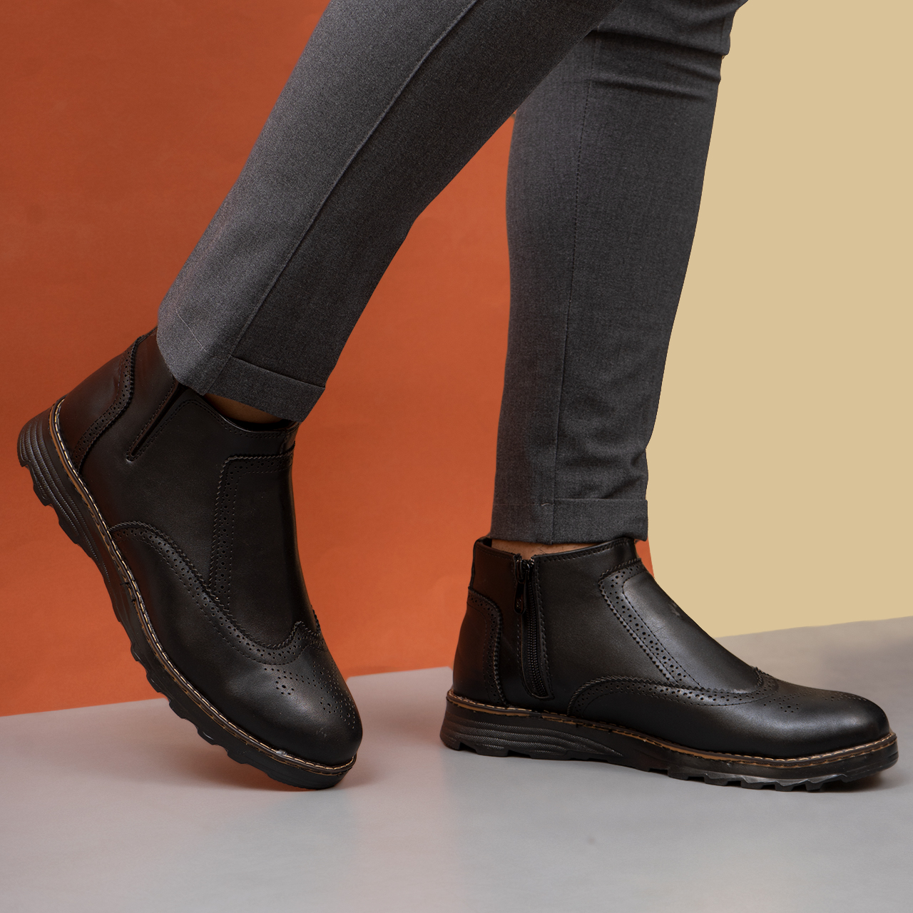 نیم بوت مردانه مشکی مدل Behbod