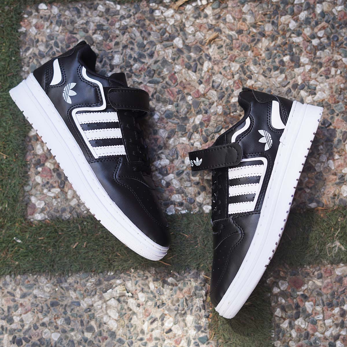 کفش آدیداس مردانه مشکی سفید مدل Kamyar