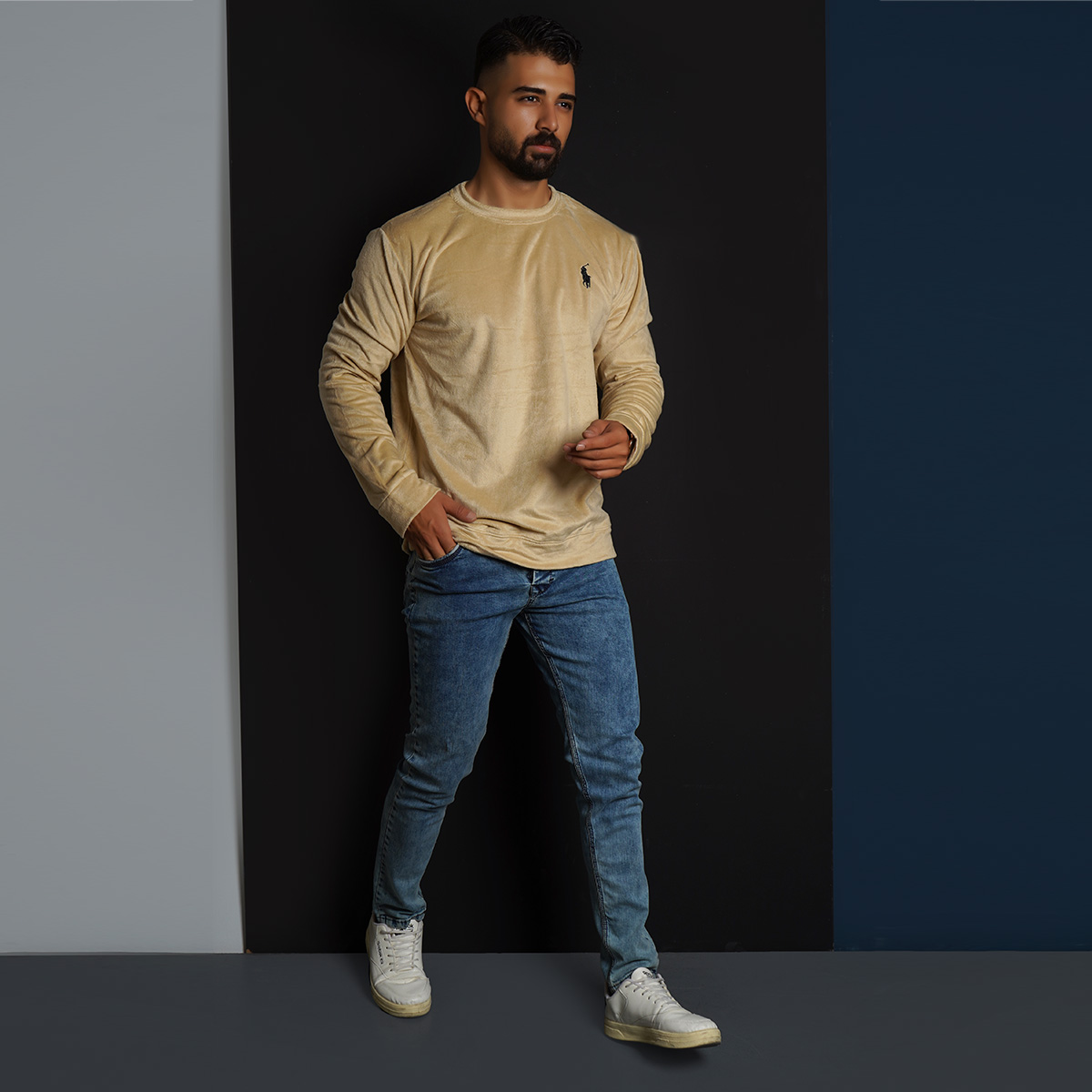 بلوز مردانه مخمل کرم مدل Raden