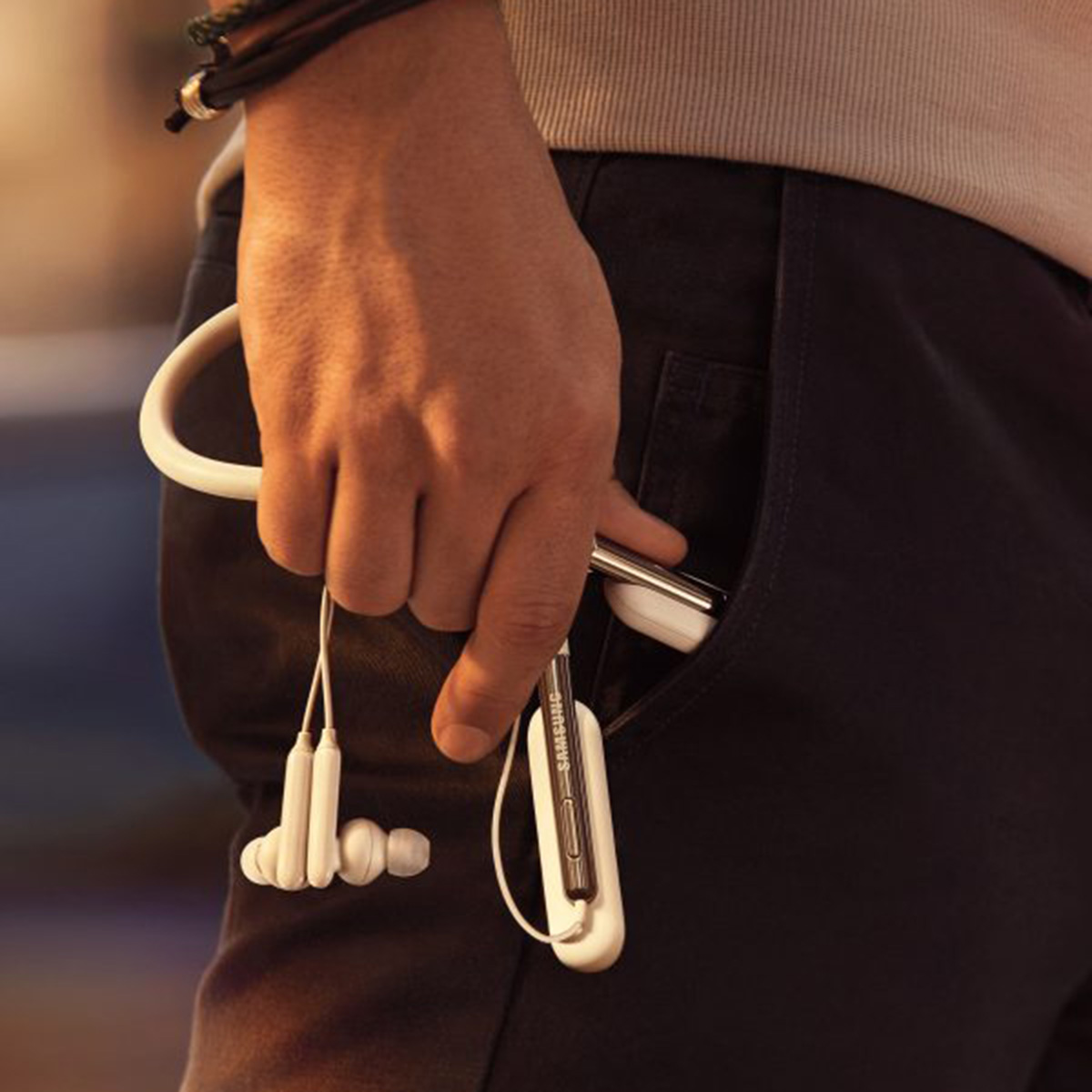 هندزفری گردنی سامسونگ مدل BT UFlex