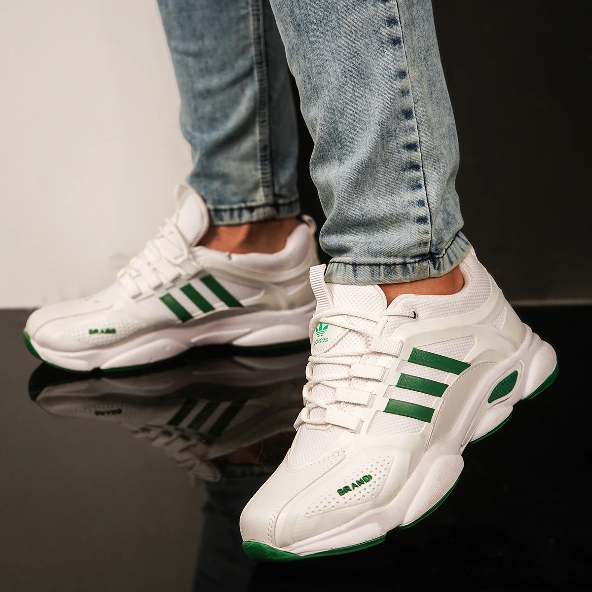 کفش ورزشی مردانه سفید سبز Adidas مدل Ravan