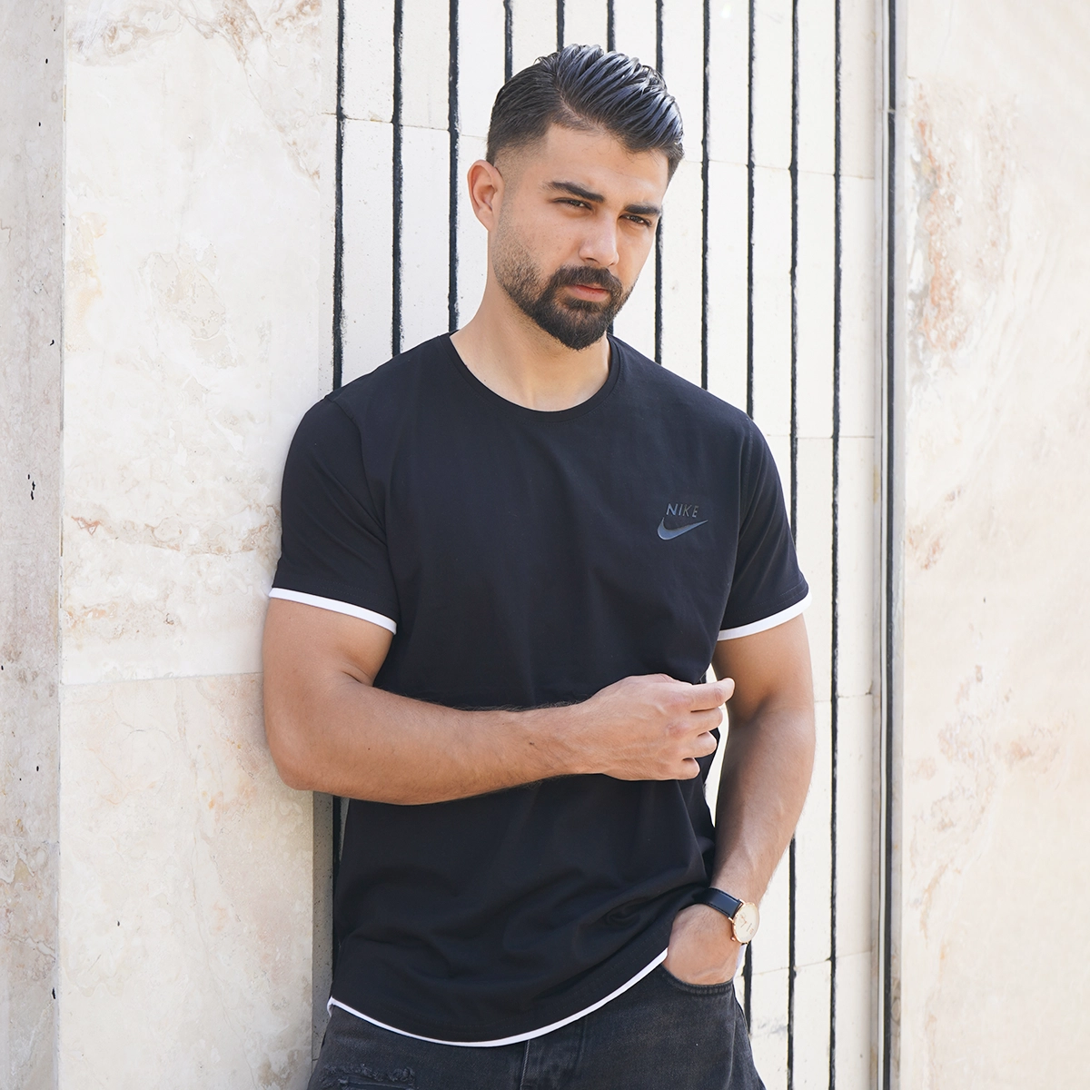 تیشرت یقه گرد مشکی مردانه مدل kamyar