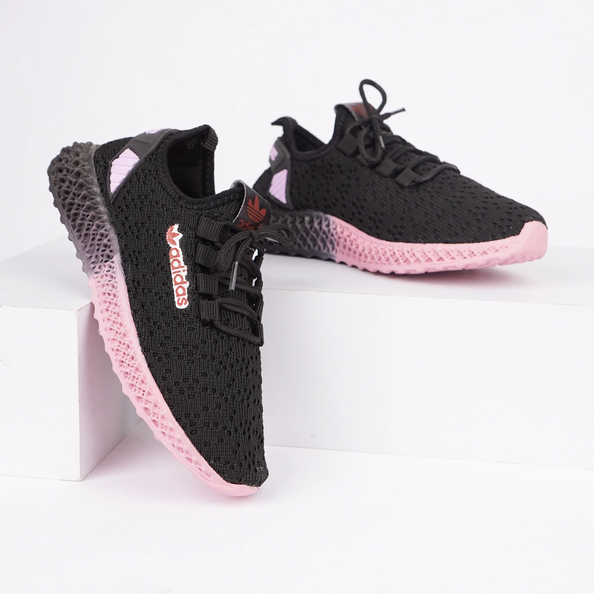 کفش ورزشی زنانه مشکی صورتی مدل Diba