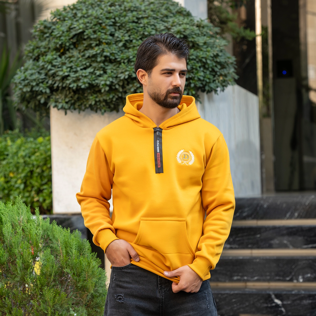 هودی مردانه طرح D خردلی مدل Parham