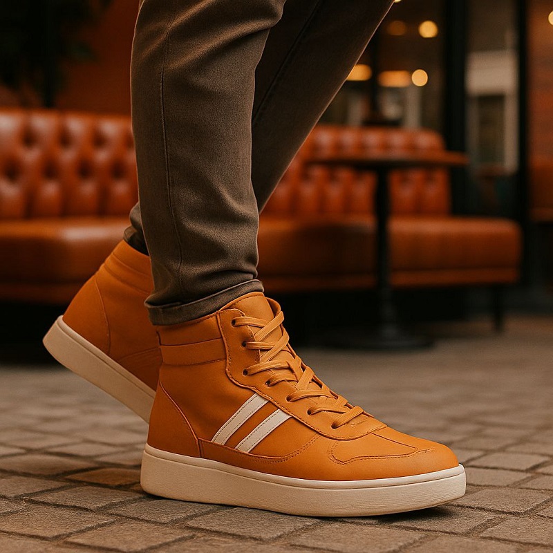 نیم بوت مردانه عسلی خطی سفید مدلMiler-عسلی