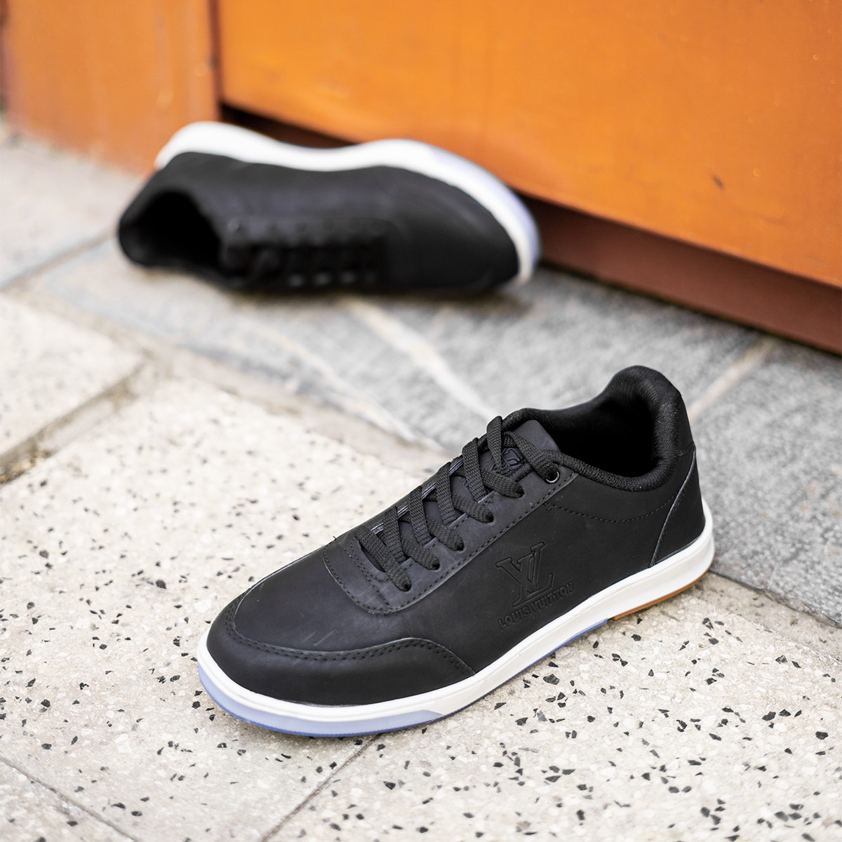 کفش مردانه LV مشکی مدل Norman