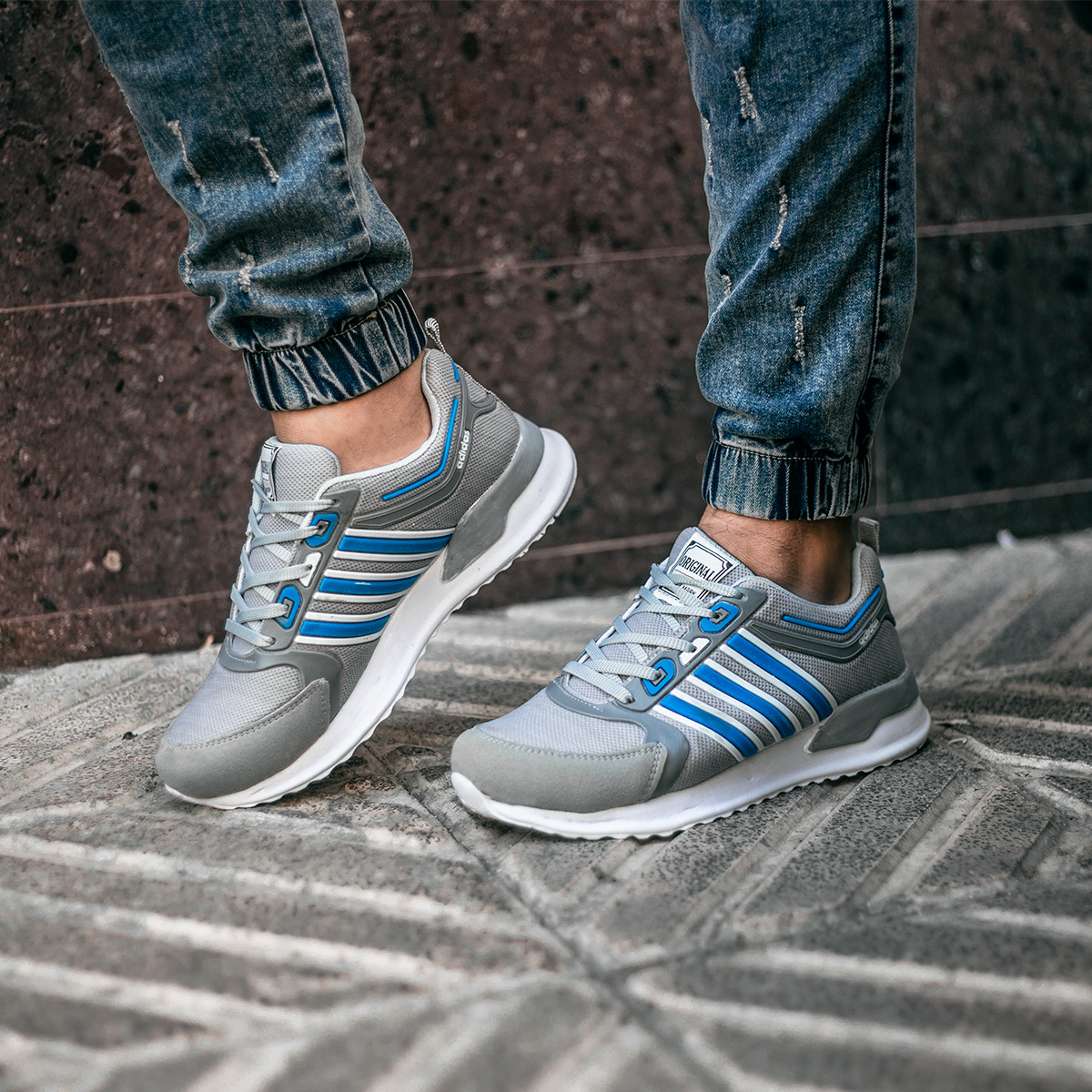 کفش ورزشی Adidas مردانه طوسی آبی مدل Hiden